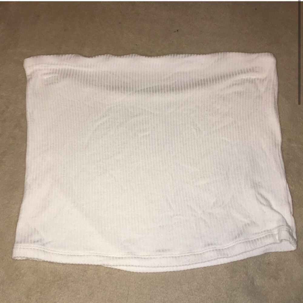 |3 for $10|•white tube top